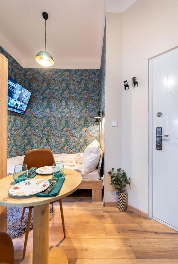 Economy Downtown Design Apartments - Free Parking - Balcony - Super Puplic Transport - Ac Budapest Exterior foto